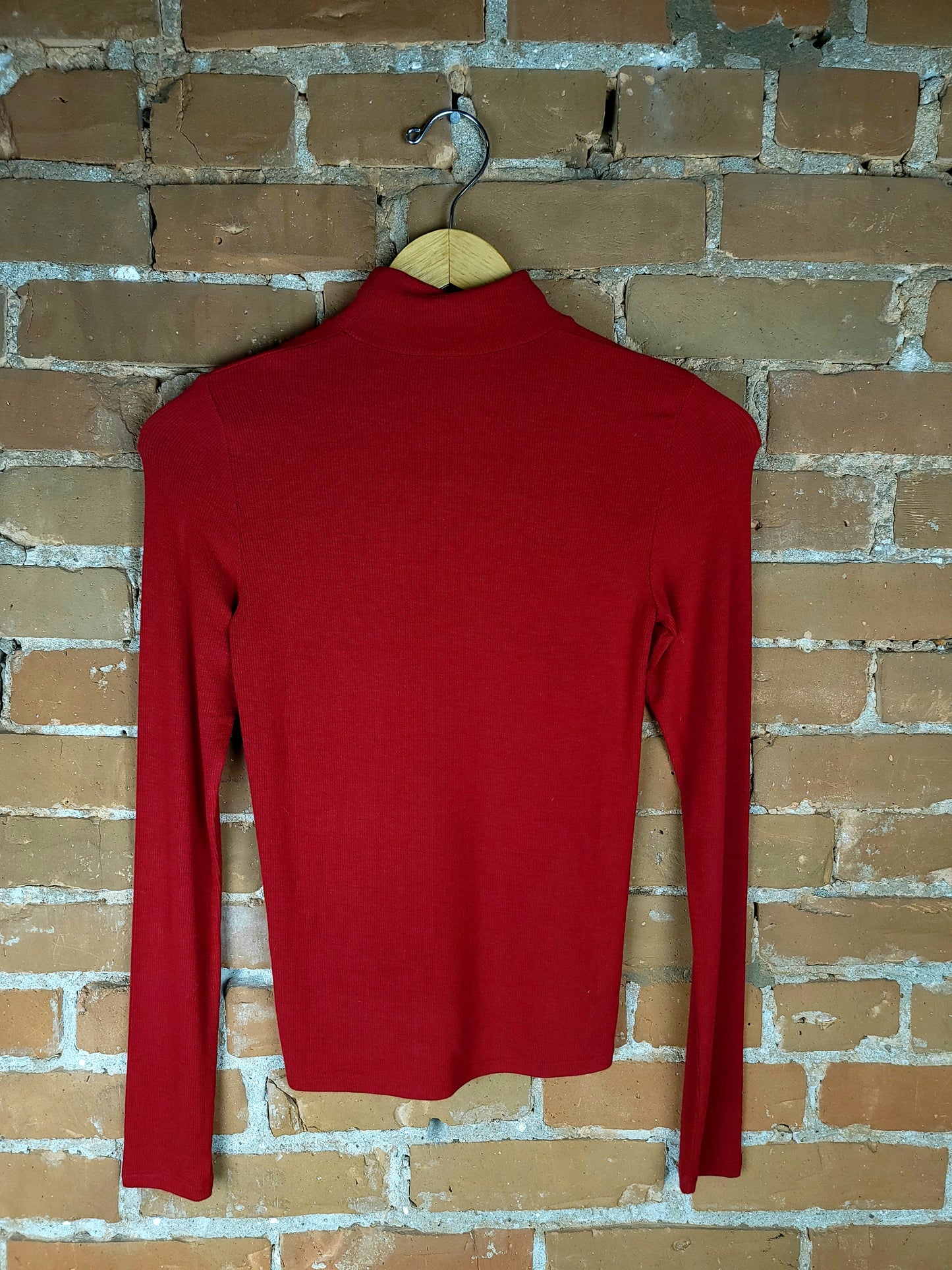 Aritzia Wilfred Red Turtleneck