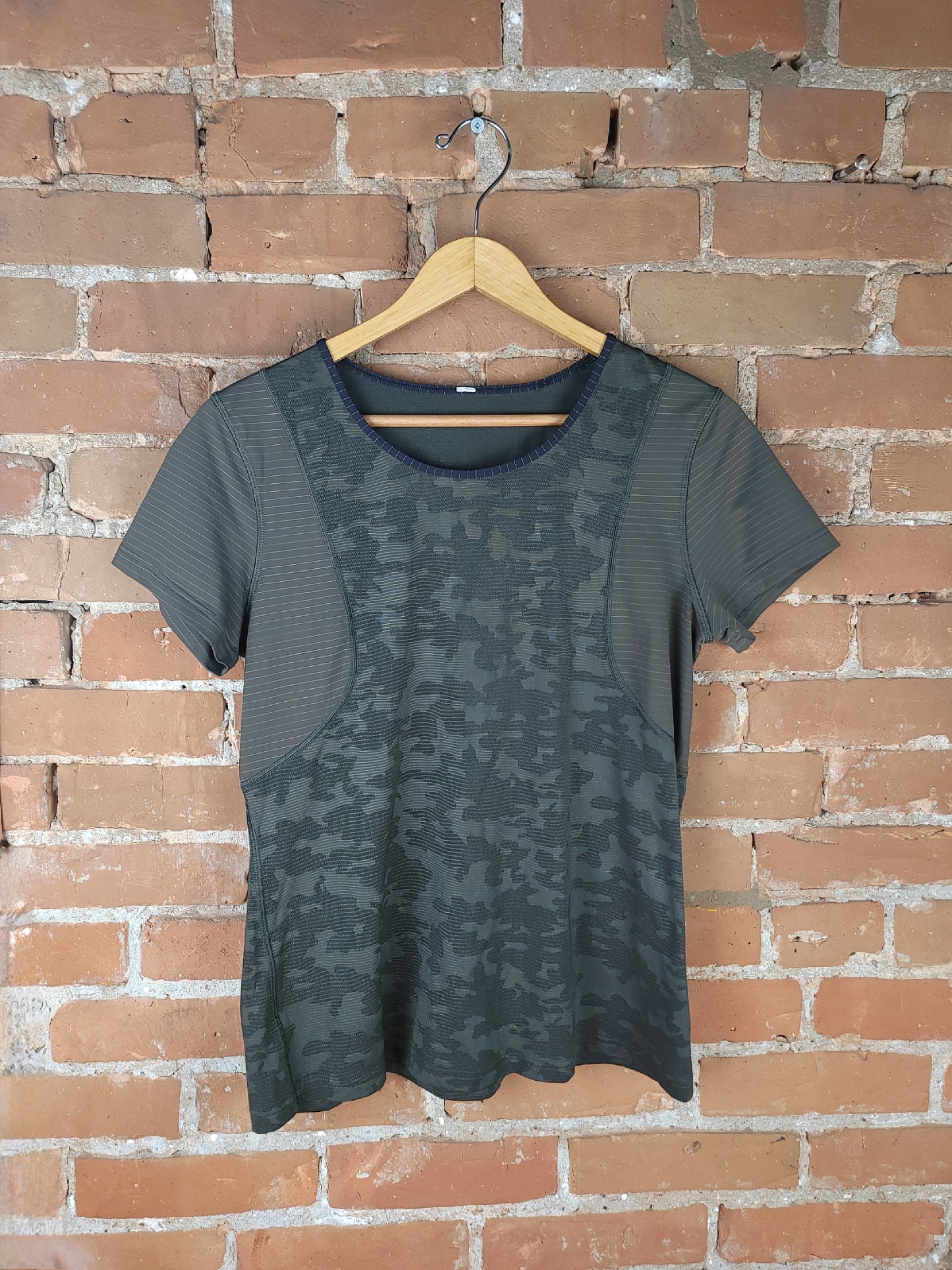 Lululemon Camo T-Shirt