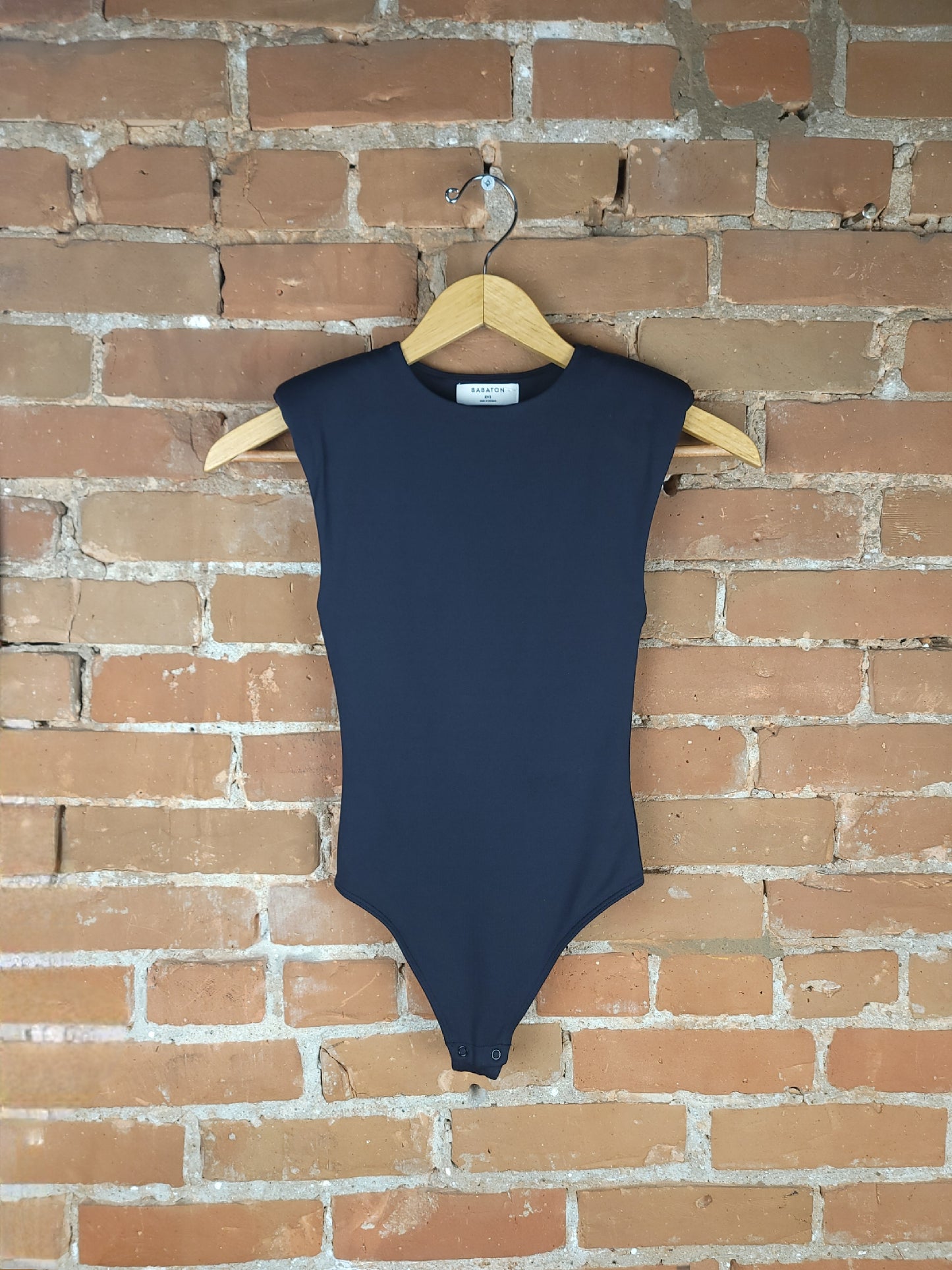 Aritzia Babaton Shoulder Padded Bodysuit