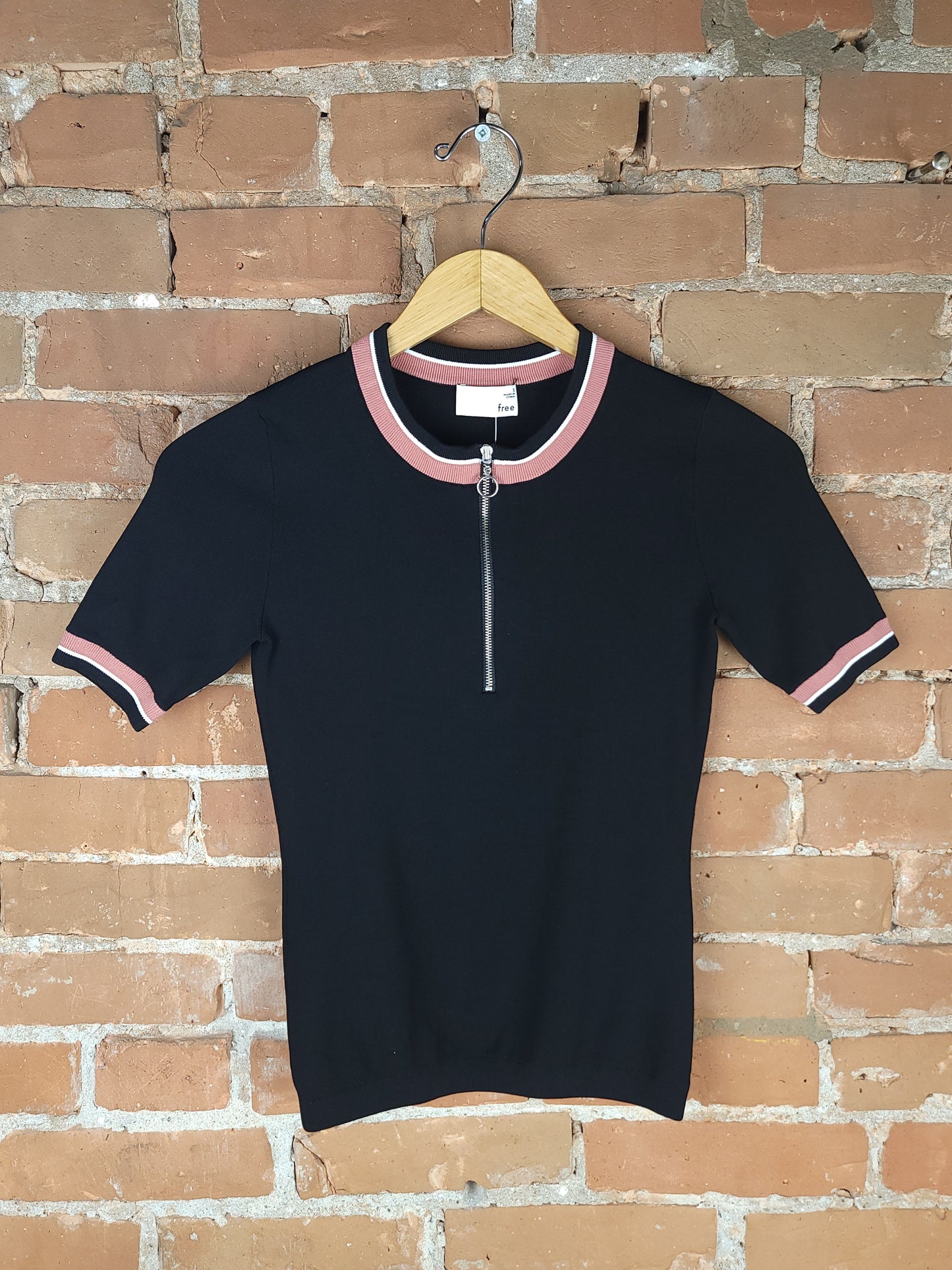 Aritzia Wilfred Free Black Zipper Shirt