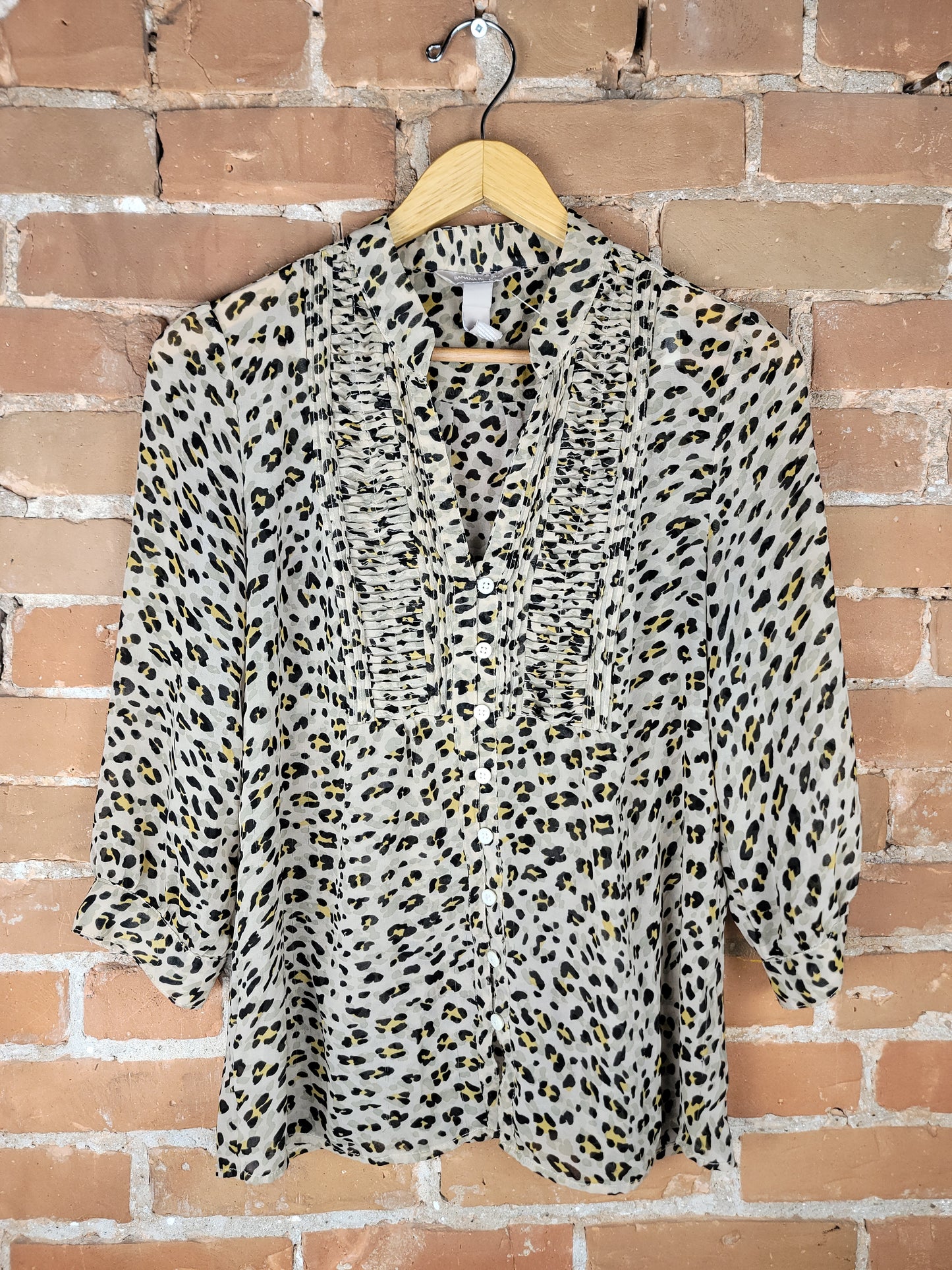 Banana Republic Tan Cheetah Print Button-Up Blouse