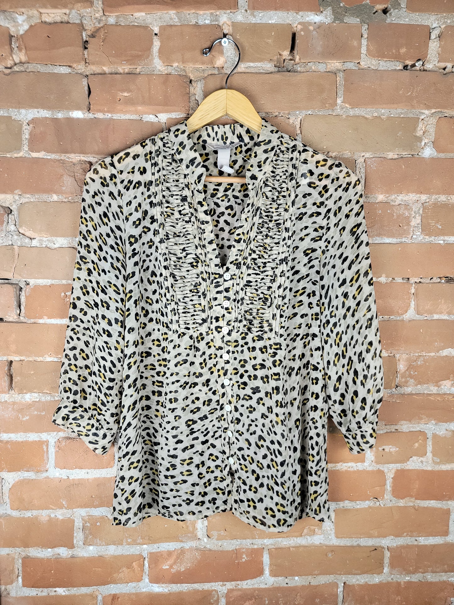Banana Republic Tan Cheetah Print Button-Up Blouse