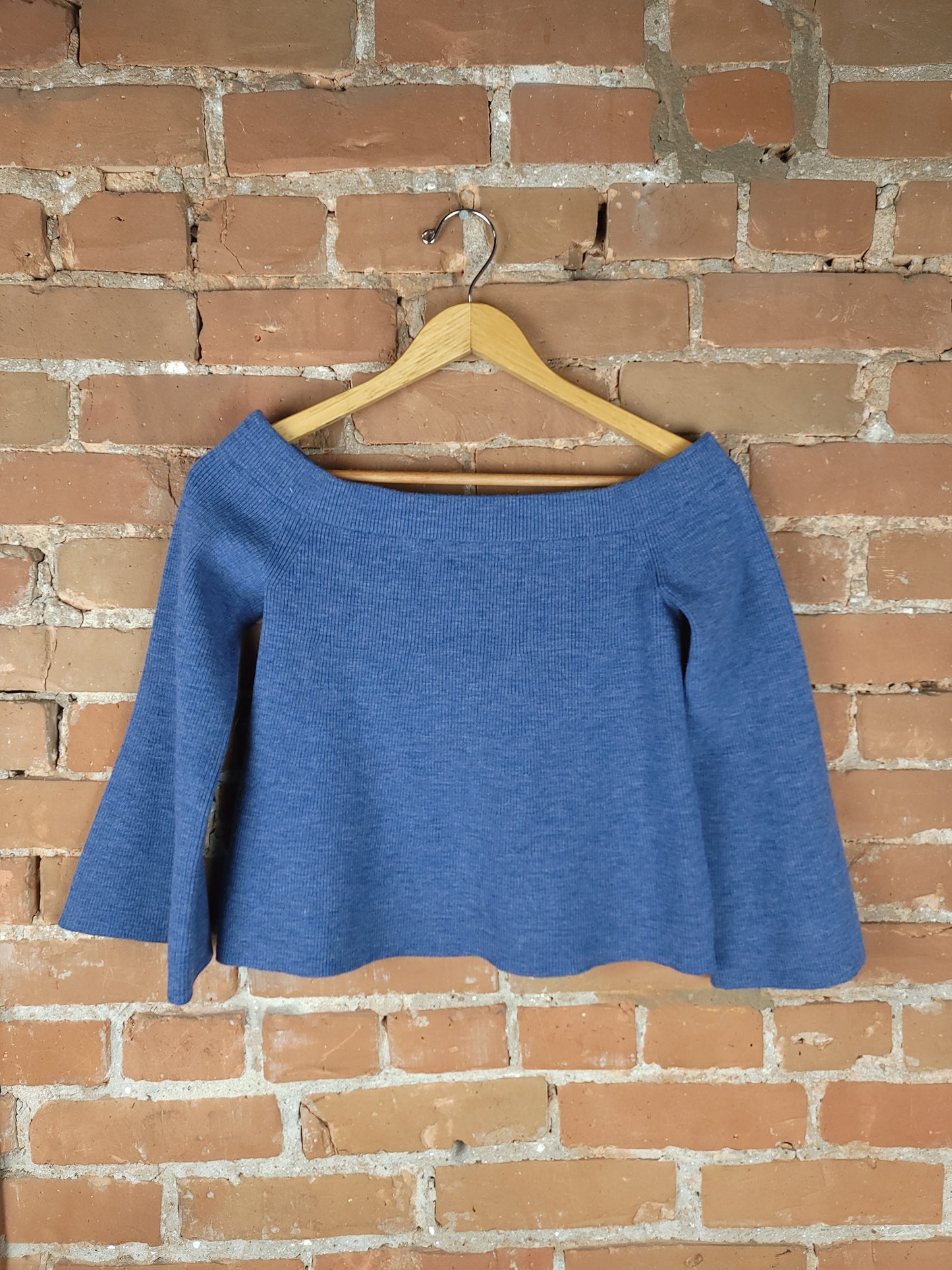 Aritzia Wilfred Off The Shoulder Knit Top