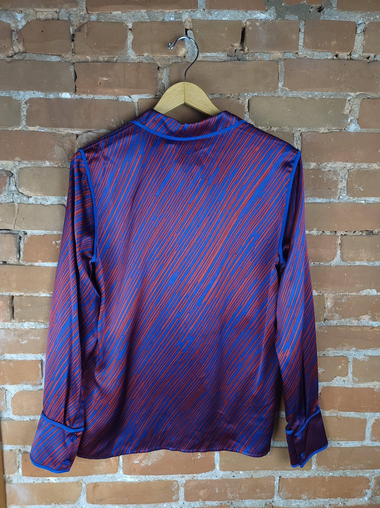 Diane Von Furstenberg Collared 100% Silk Striped Shirt
